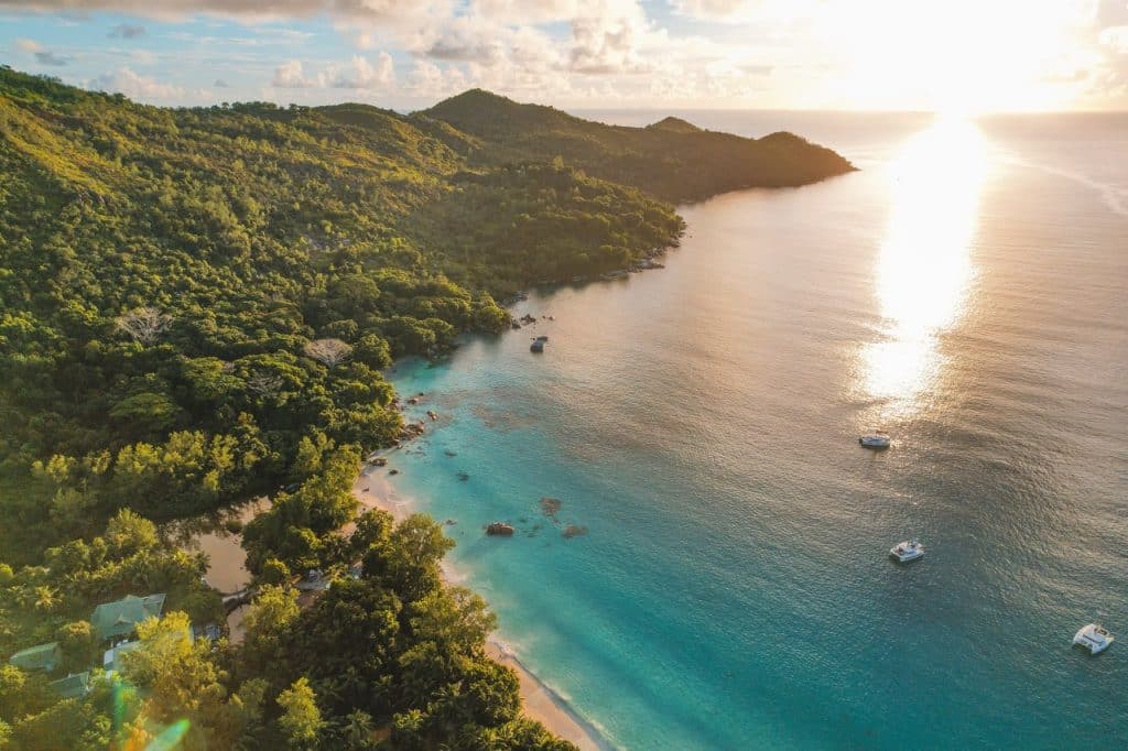 Por que Seychelles está entre os destinos mais desejados de 2026?!